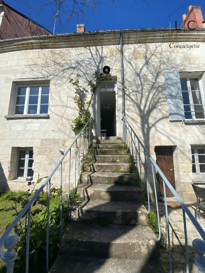 Gite Saint Joseph Loches Bagian luar foto