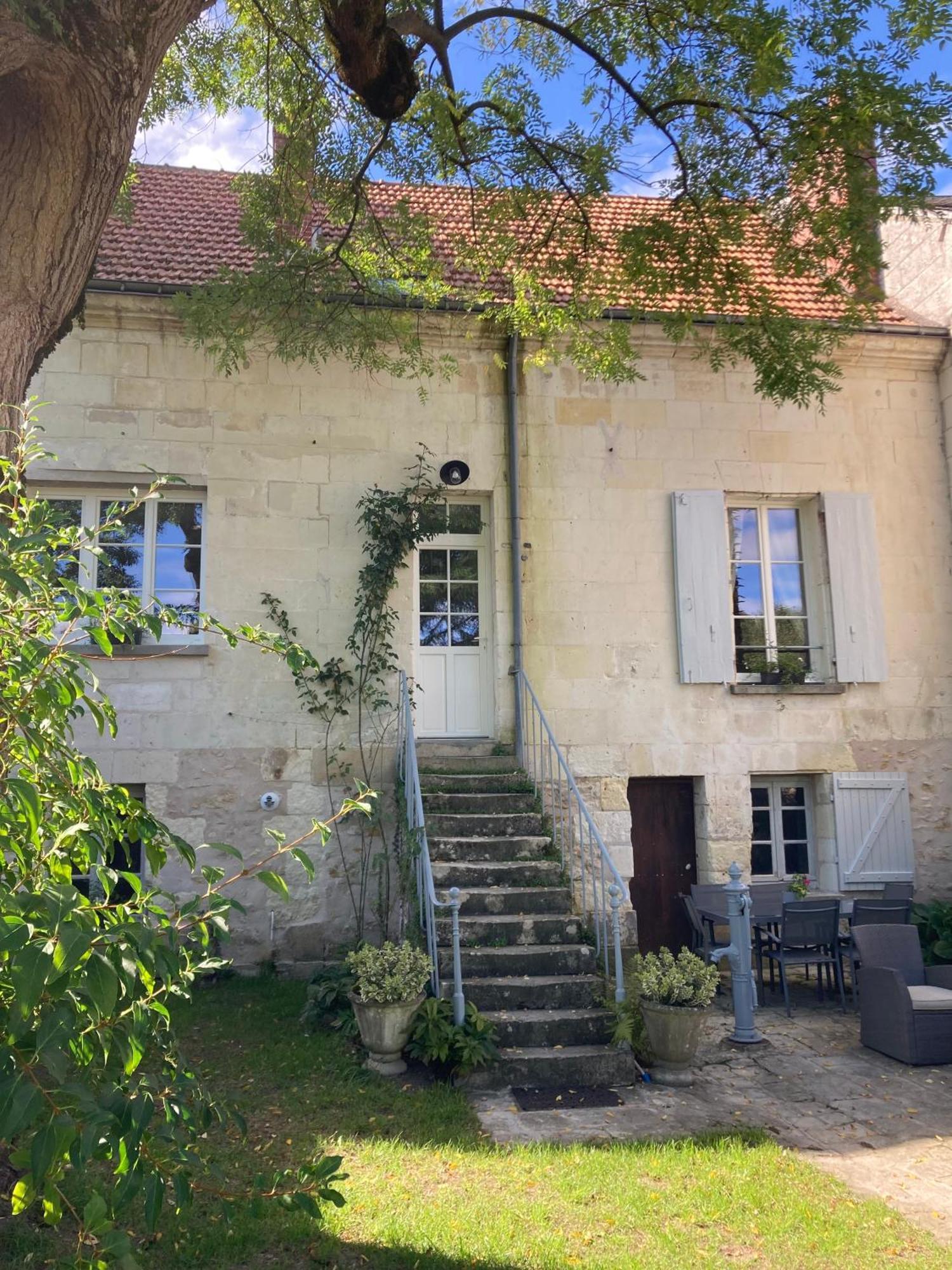 Gite Saint Joseph Loches Bagian luar foto